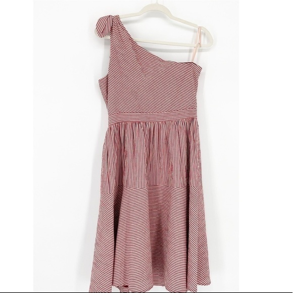 Gal Meets Glam Martha Dress Size 8 - Picture 3 of 8